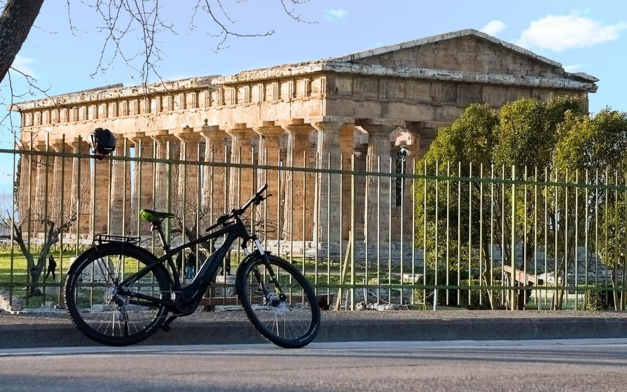 Villa Claudianna Bed & Bike Paestum Exteriör bild